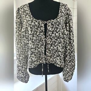 Levi's Black and White Puff Sleeve Blouse with Tie Front